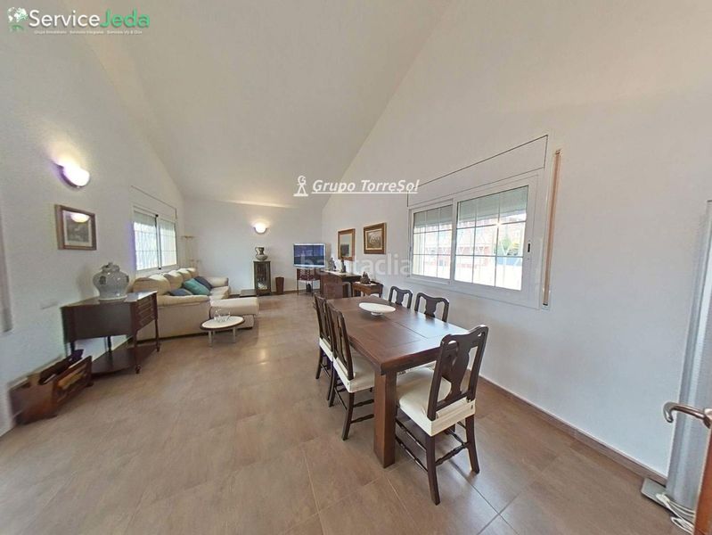 Foto 1aaf1ded-079a-45c0-a8fe-d9583db8a7c4. Xalet amb calefacció aparcament a Roda de Barà