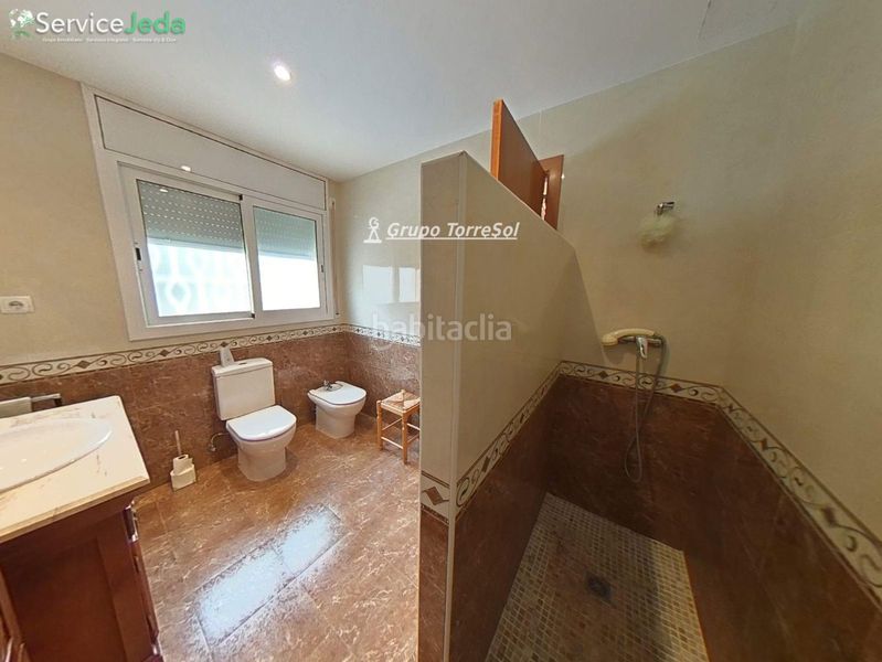 Foto 2916caf8-d5ea-4511-b052-611f2d35908d. Xalet amb calefacció aparcament a Roda de Barà