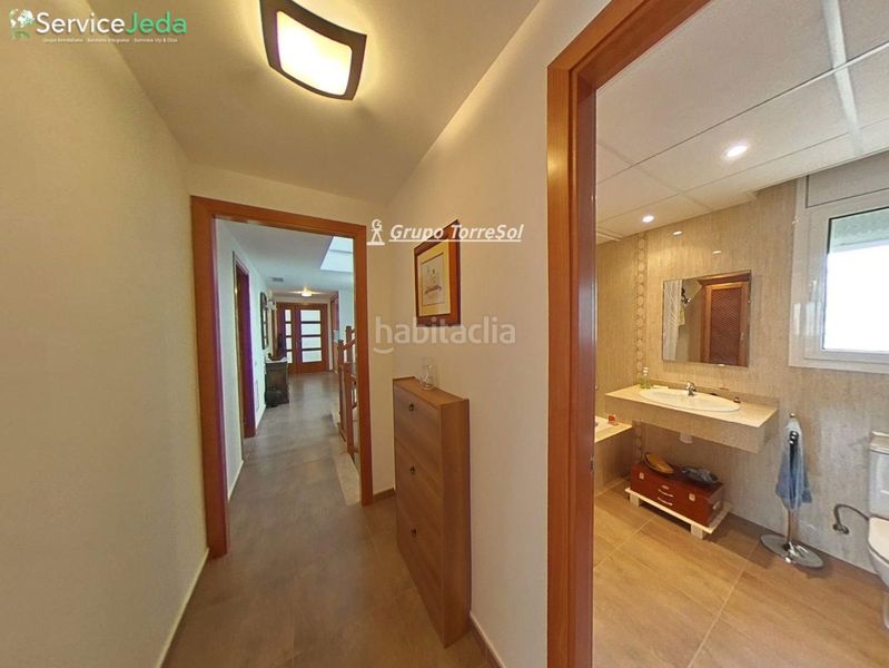 Foto 3cf2260f-8a3c-4407-815f-96e58875944a. Xalet amb calefacció aparcament a Roda de Barà