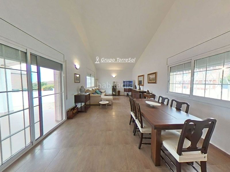 Foto 708c5770-44de-4f2d-ae40-84bd0acffb0e. Xalet amb calefacció aparcament a Roda de Barà