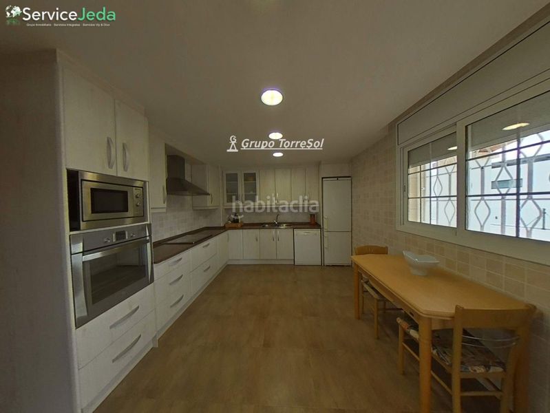 Foto 9a7e99d5-dea7-4e91-8b9d-10bd3e917461. Xalet amb calefacció aparcament a Roda de Barà