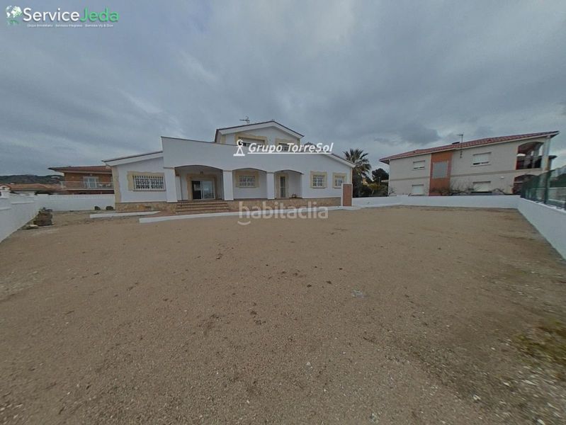 Foto bf5f49d1-ffed-4645-b171-db72c57e0333. Xalet amb calefacció aparcament a Roda de Barà