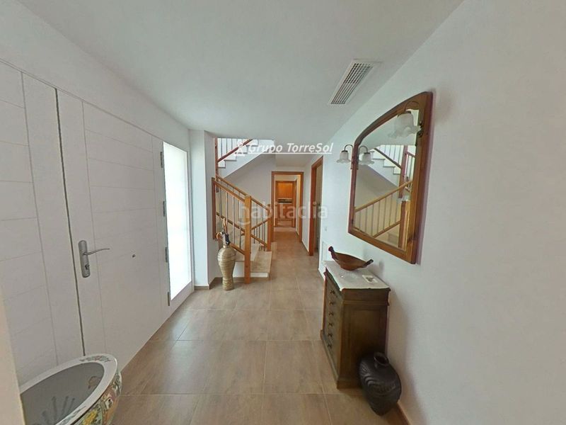 Foto ed214009-c455-4bae-aa28-52abe08972e3. Xalet amb calefacció aparcament a Roda de Barà