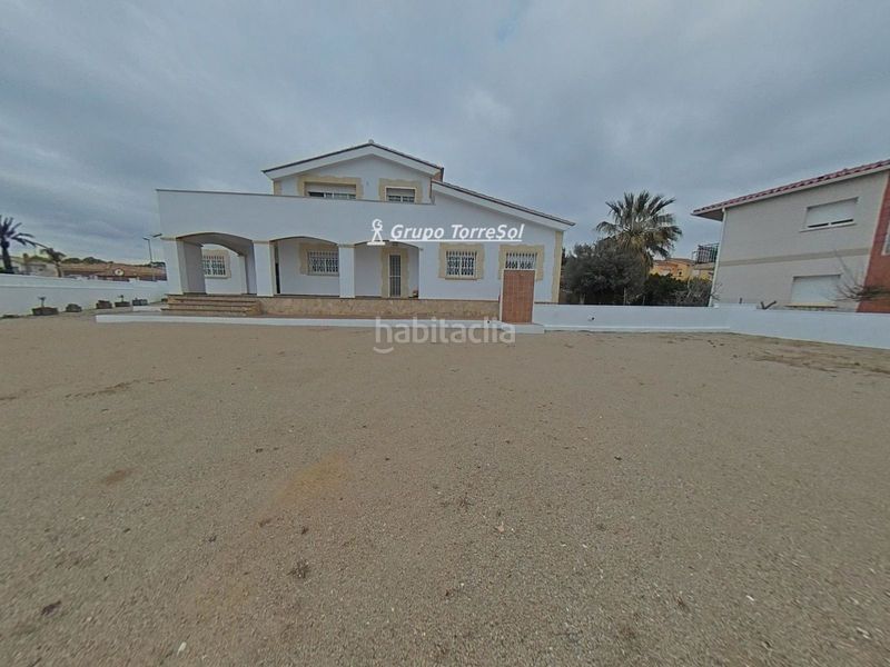 Foto effa2c1b-7a6e-49e9-8723-ceedad2027ab. Xalet amb calefacció aparcament a Roda de Barà