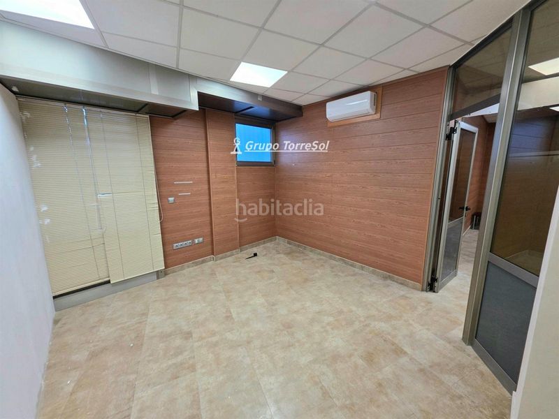 Foto 62a102eb-2e57-4708-aa39-29c42d7366f2. Local comercial a Centre Torredembarra