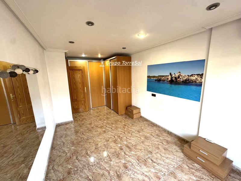 Foto d3a304f4-0779-43eb-b069-f9926bdd89ce. Casa adossada amb calefacció aparcament a Catral