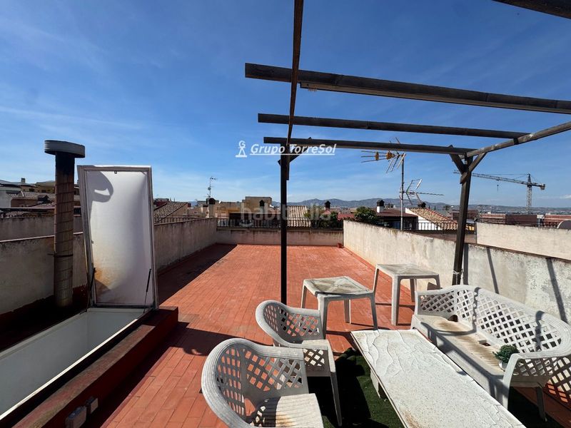 Foto f880256a-ec9d-4fb7-9247-d7b5a230be97. Casa adossada amb calefacció aparcament a Catral