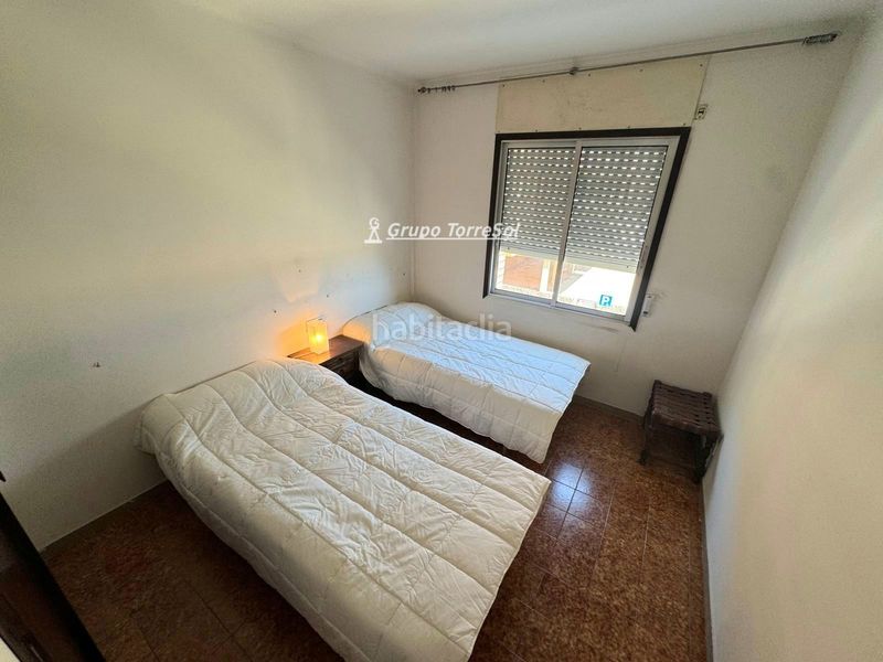 Foto d9fc2878-8b56-448e-b035-5d1d864323f2. Pis amb calefacció aparcament piscina a Platja de la Paella Torredembarra