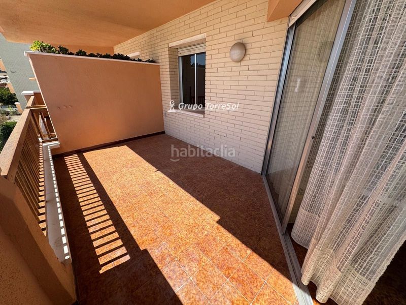 Foto ebd50b16-8676-49fb-b24f-8f4384f64e00. Pis amb calefacció aparcament piscina a Platja de la Paella Torredembarra