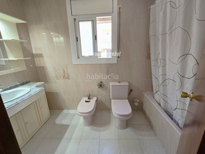 Foto b6443ab9-3b57-4a55-b3bf-6b28d1256b52. Casa adossada amb calefacció aparcament a El Tancat-Mas d´en Gual Vendrell (El)