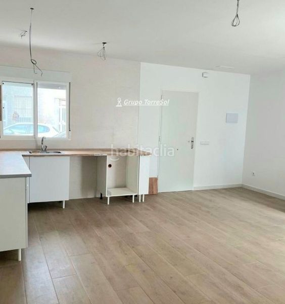 Foto 67b1dc40-7677-4370-a7b4-8e9e693d5e4a. Casa adossada a Camí dels Magros - Casablanca Elche / Elx