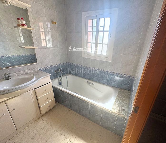 Foto 4732c20e-dcaa-4a73-8404-d6543531c923. Casa adossada amb aparcament a Calafell poble Calafell