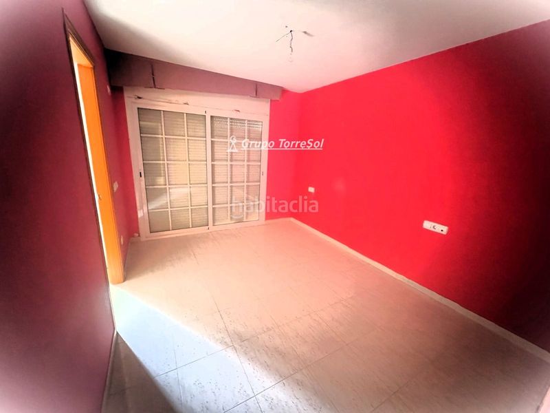 Foto ab4f9266-a59f-490b-b340-8d8e3381189c. Casa adossada amb aparcament a Calafell poble Calafell