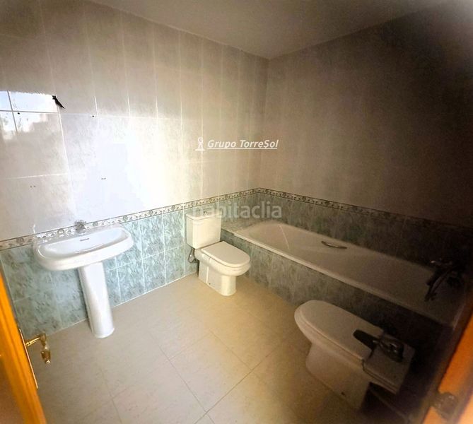 Foto d069789e-f58a-461a-968d-366fe39ea9a8. Casa adossada amb aparcament a Calafell poble Calafell