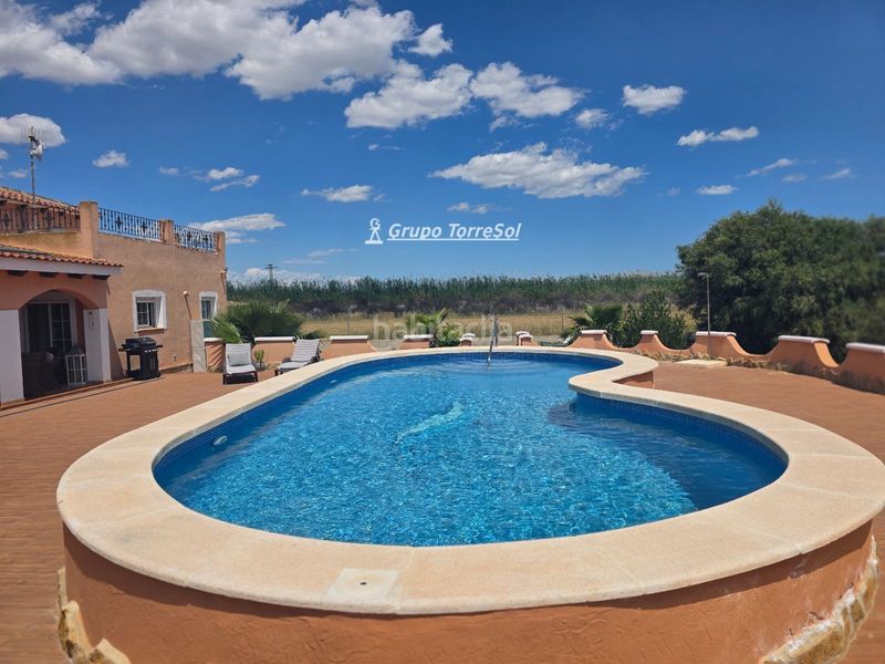 Foto 4ff940c3-b69b-408e-a2a2-d05e18d0b05f. Xalet amb calefacció piscina a Dolores