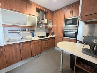 Miete Zweistöckige Wohnung in Centre. En torredembarra
