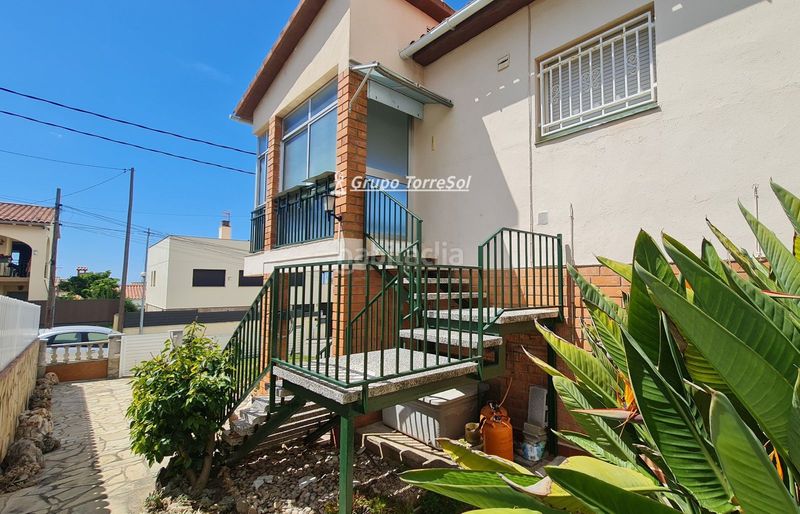 Foto 4898c27c-08ba-4982-b082-b44f90aa39bd. Casa amb aparcament a Bellamar Calafell