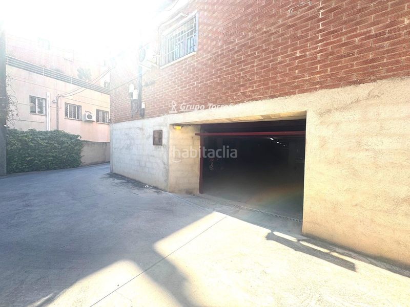 Foto 4ad42e01-8ba8-47e9-9657-4d202f1a54f6. Aparcament cotxe a Centre Torredembarra