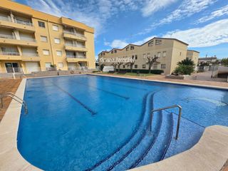 Appartement  Ancora. Vive junto al mar piso exterior con terraza, piscina comunitaria