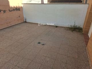 Casa adossada  Centre poble. Adosada