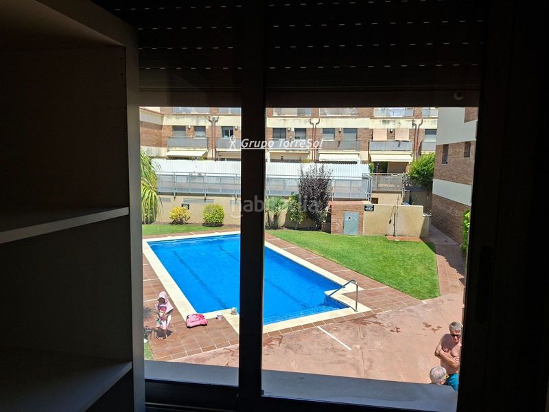 Foto ae5ce326-8cd6-46da-ba4d-a70a83d333e5. Casa adossada amb aparcament piscina a Bonavista Vendrell (El)