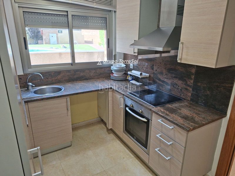 Foto de20a460-f23d-4a91-9fb1-935924aa1540. Casa adossada amb aparcament piscina a Bonavista Vendrell (El)