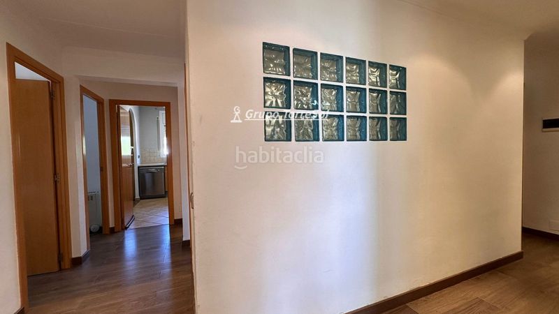 Foto c0589a8f-b154-40a0-bca8-b43f7b2dd11a. Piso bonito piso muy amplio y cerca del instituto en Segur de Calafell