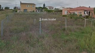 Landgut  Magnolia. Solar urbano en urb. lalzineta montferri