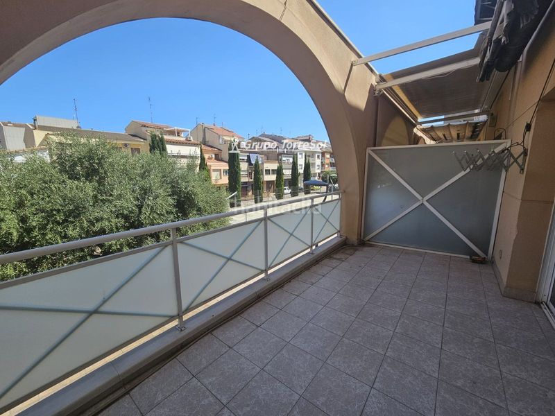 Foto c25734f4-b2b2-41ff-b75e-ba4e8164c685. Casa adossada amb calefacció a Centre Vendrell (El)