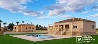 Chalet  Abadia los. En catral