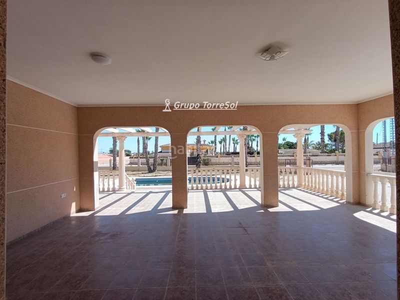 Foto a4660415-2d11-4200-9f77-c8e0945a420d. Xalet amb calefacció aparcament piscina a Catral