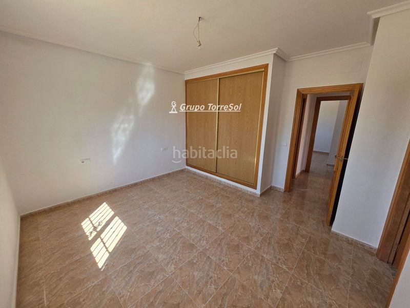 Foto b6309d49-a2cc-4d6c-a212-1b47d64b6328. Xalet amb calefacció aparcament piscina a Catral