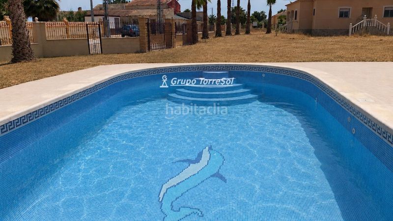 Foto fa64c856-cef6-4e61-802a-d6781977fec0. Xalet amb calefacció aparcament piscina a Catral