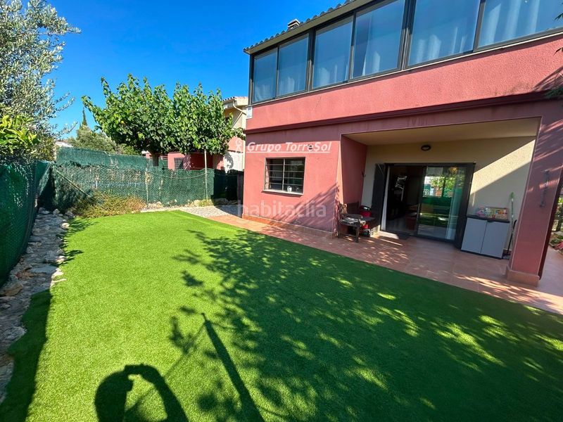 Foto 1738bf45-6674-4426-b377-42bf1cbe7e80. Casa adossada amb calefacció aparcament a Bellamar Calafell