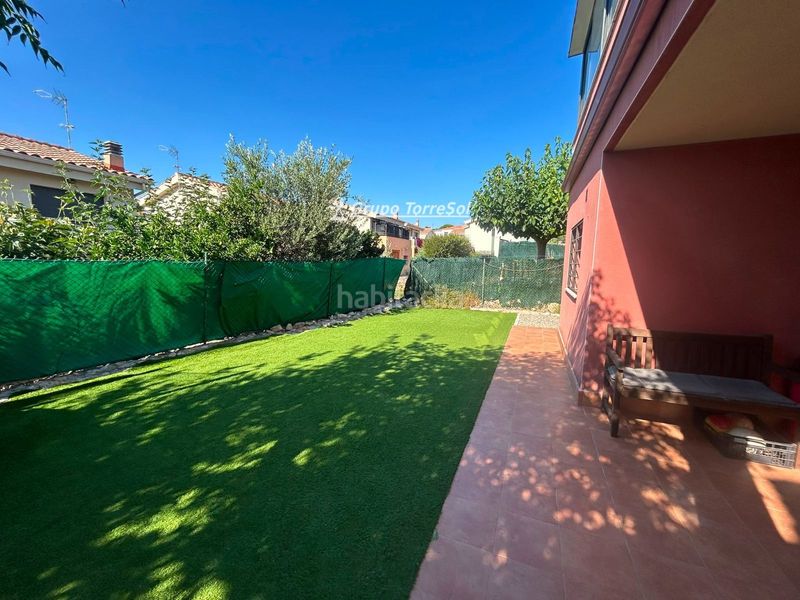 Foto b73b9ff9-b16c-457d-87b0-cce8c9c795d9. Casa adossada amb calefacció aparcament a Bellamar Calafell