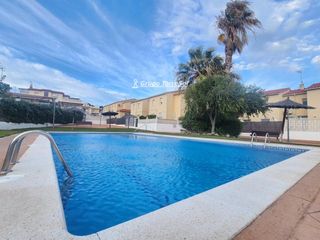 Semi detached house in Creixell. En creixell