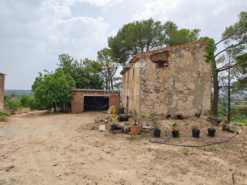 Foto a64a93f6-e0ca-47f8-8ae3-debb5c0a72f4. Xalet amb aparcament a Valls