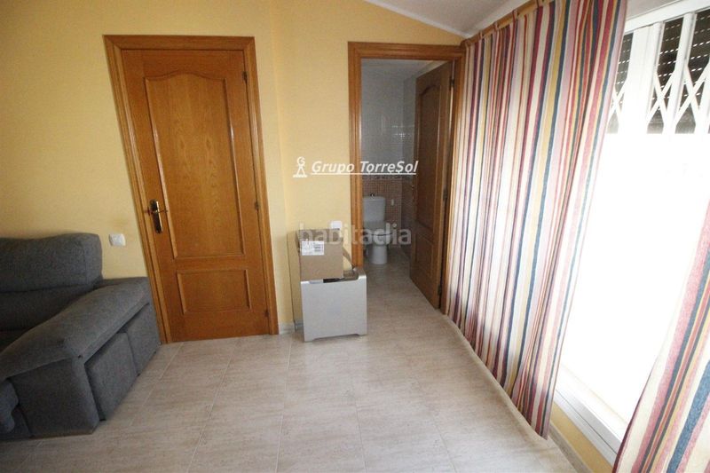 Foto c103a57e-e4d8-4112-a369-d2bf0315b301. Casa adossada amb calefacció aparcament a Centre Torredembarra