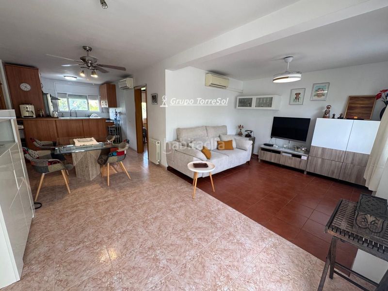 Foto 0be05251-3fc5-4ad8-9546-5e17d158bd9a. Chalet en Masquefa