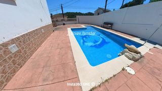 Chalet  Companys. Exclusiva casa con piscina privada, amplitud y calidad de vida e