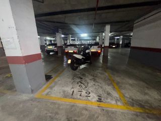 Autoparkplatz  Corts valencianes. En elcheelx