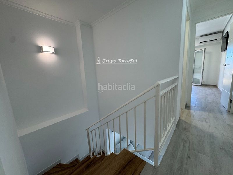 Foto f47a02b5-a8f4-46a1-8a1a-184eac687d55. Casa adossada amb calefacció aparcament piscina a Elche / Elx
