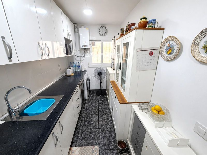Foto df9802c9-a447-4e94-b35b-ddf743baf6cc. Piso planta baja con gran terraza, parking y trastero a pocos metros de la playa en Segur de Calafell