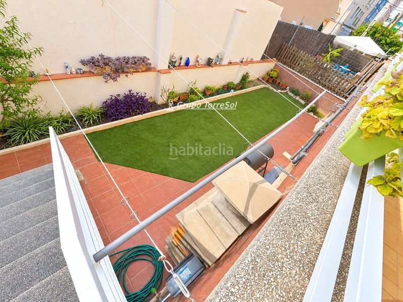 Foto e39ed956-e3cd-4201-918e-d3e1f89b9055. Piso planta baja con gran terraza, parking y trastero a pocos metros de la playa en Segur de Calafell