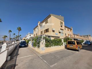 Casa aparellada  Vicente blasco ibañez. En santa pola