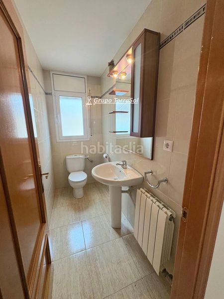 Foto 584a7c56-7bfa-478b-8e03-b04b09bee0f5. Doppelhaus mit heizung parking in Pobla de Montornès (La)