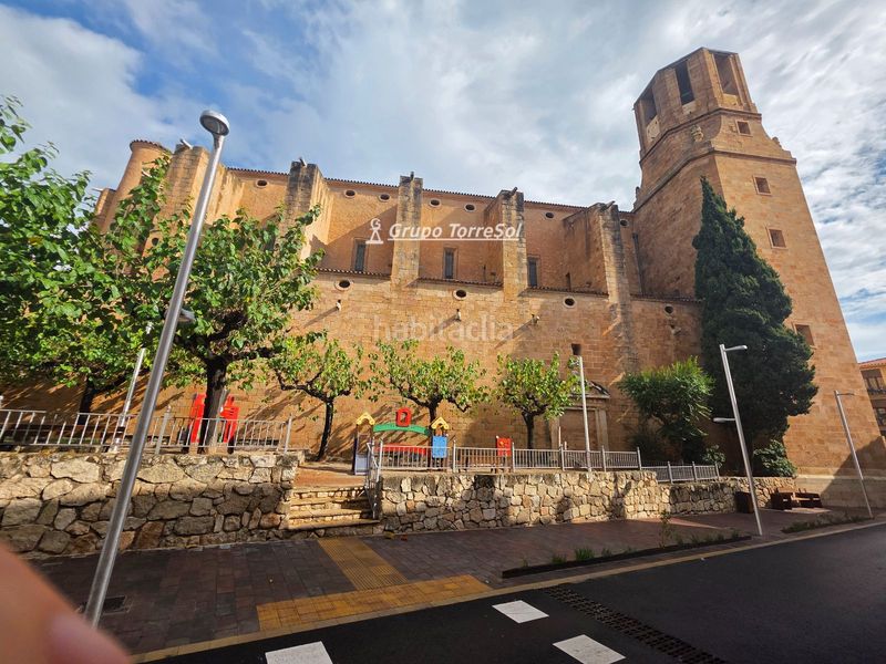Foto be90a1e3-7c9f-4c3f-93af-c42c6c20cc61. Casa adossada amb aparcament a Alcover