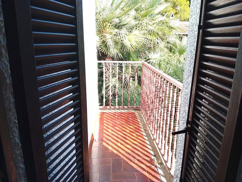 Foto 2e0decd1-1009-47bd-8804-1471ff35e7aa. Semi detached house with parking pool in Alorda Park Calafell