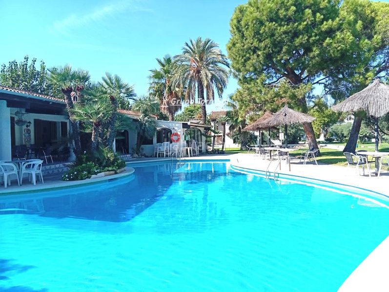 Foto 9f438599-047e-452a-9002-64ac745b6f02. Semi detached house with parking pool in Alorda Park Calafell