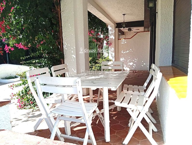 Foto c6f3bb36-393e-4b8a-bb3d-4008cfbdf7b9. Semi detached house with parking pool in Alorda Park Calafell